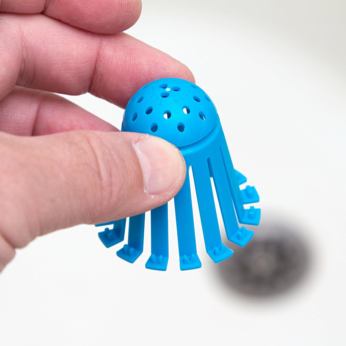 TubShroom Toss 21pk Disposable Bath Tub Drain Strainers - Hair Catcher Snare for Shower Bathtub to Prevent Clogged Drains, Traps Human and Pet Hair, One Year Supply (Blue)