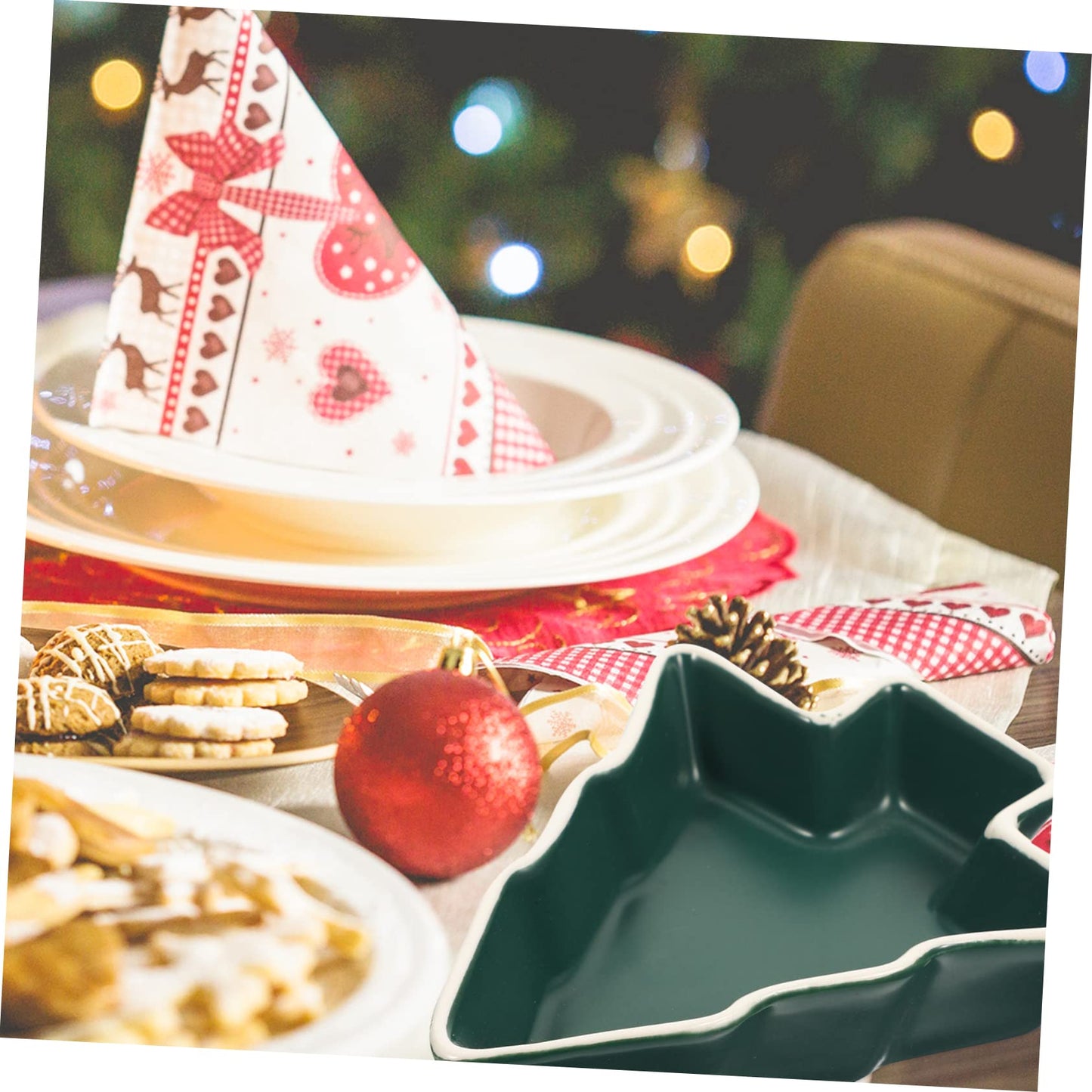 OKUMEYR 2pcs Christmas Sauce Dish Christmas Tree Candy Dishes Dry Fruit Dishes Sauce Plate Tree Shaped Bowl Sushi Plate Dipping Cups Pickles Ceramics Food