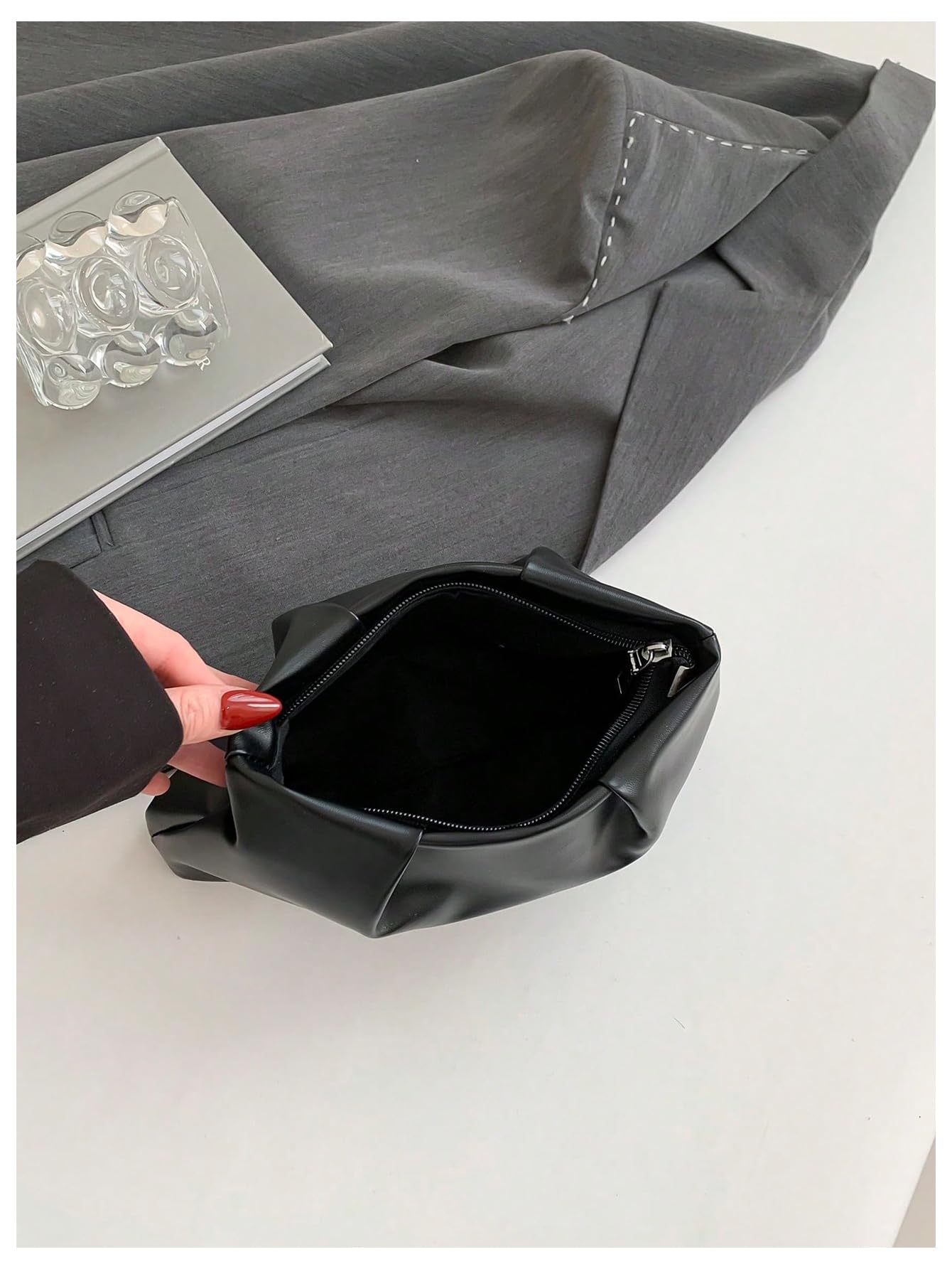 OYOANGLE Women's PU Leather Clutch Purses Small Zipper Ruched Minimalist Handbag Black One Size
