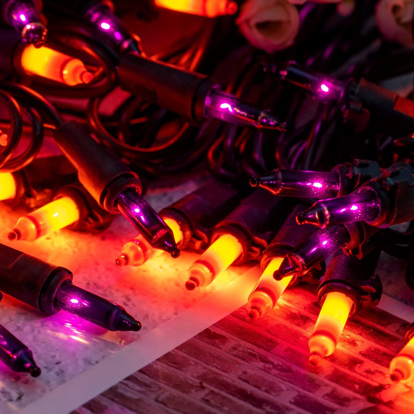 YULETIME 200 Orange Purple Halloween Lights, 2-Set 21 ft 100 ct Black Wire