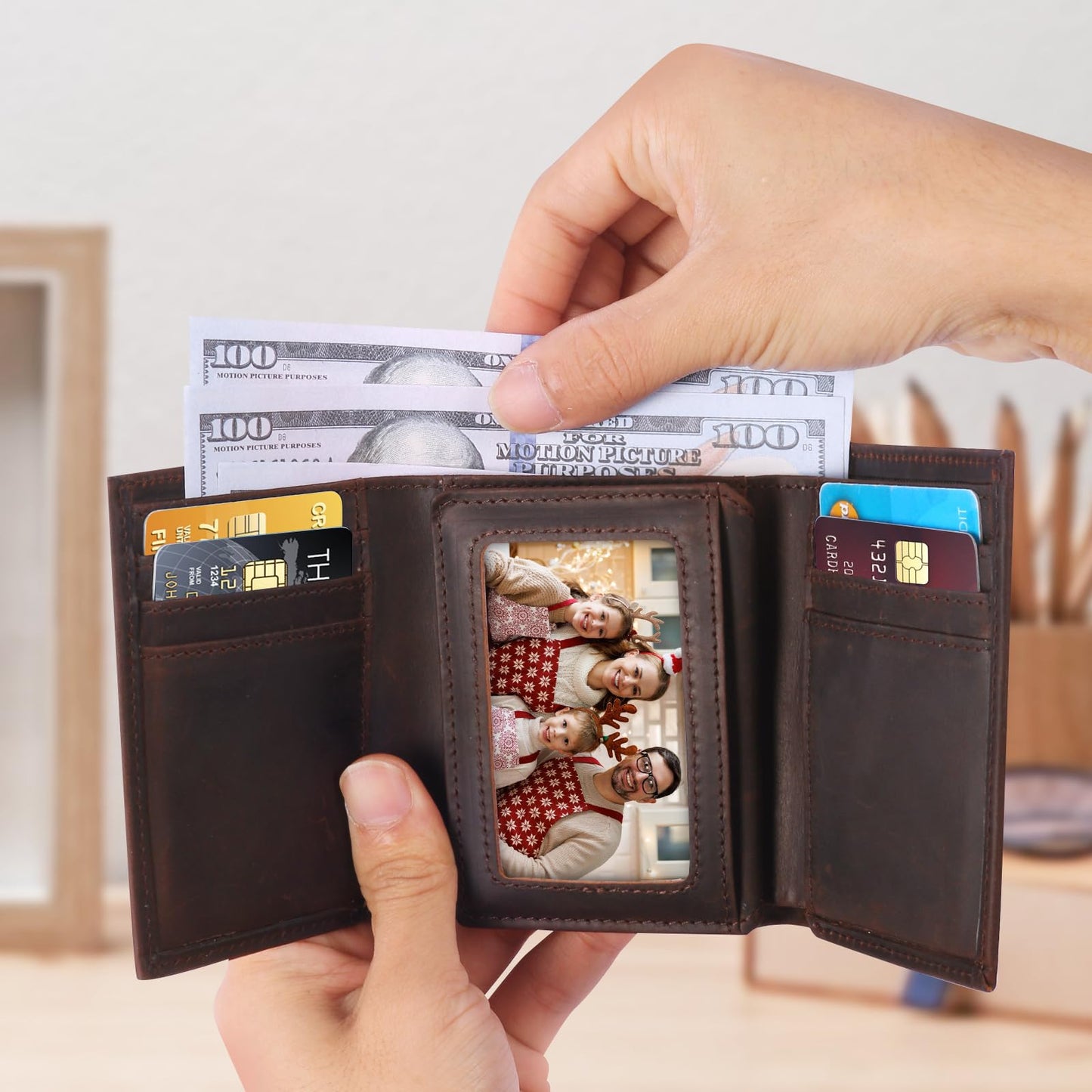 baotuiok Mens Trifold Crazy Horse Leather Wallet with 11 card Slots， Genuine Leather RFID Blocking Wallet for Men（brunet brown）