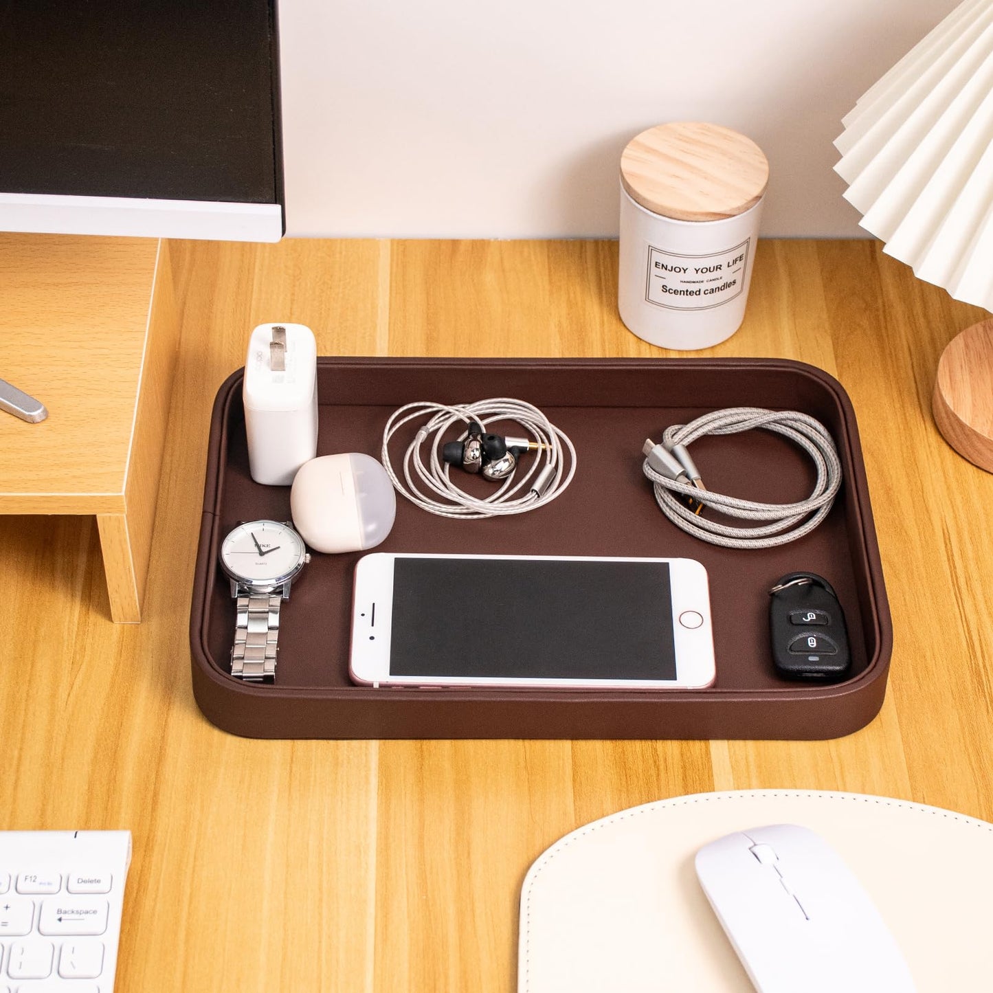 SANQIANWAN Faux Leather Valet Tray for Men Nightstand Bedside Entry Table Tray Catchall Tray for Keys,Wallet,Phone,Watch,Jelwery and Coin Gift for Dad Husband Boyfriend Uncle (Brown)