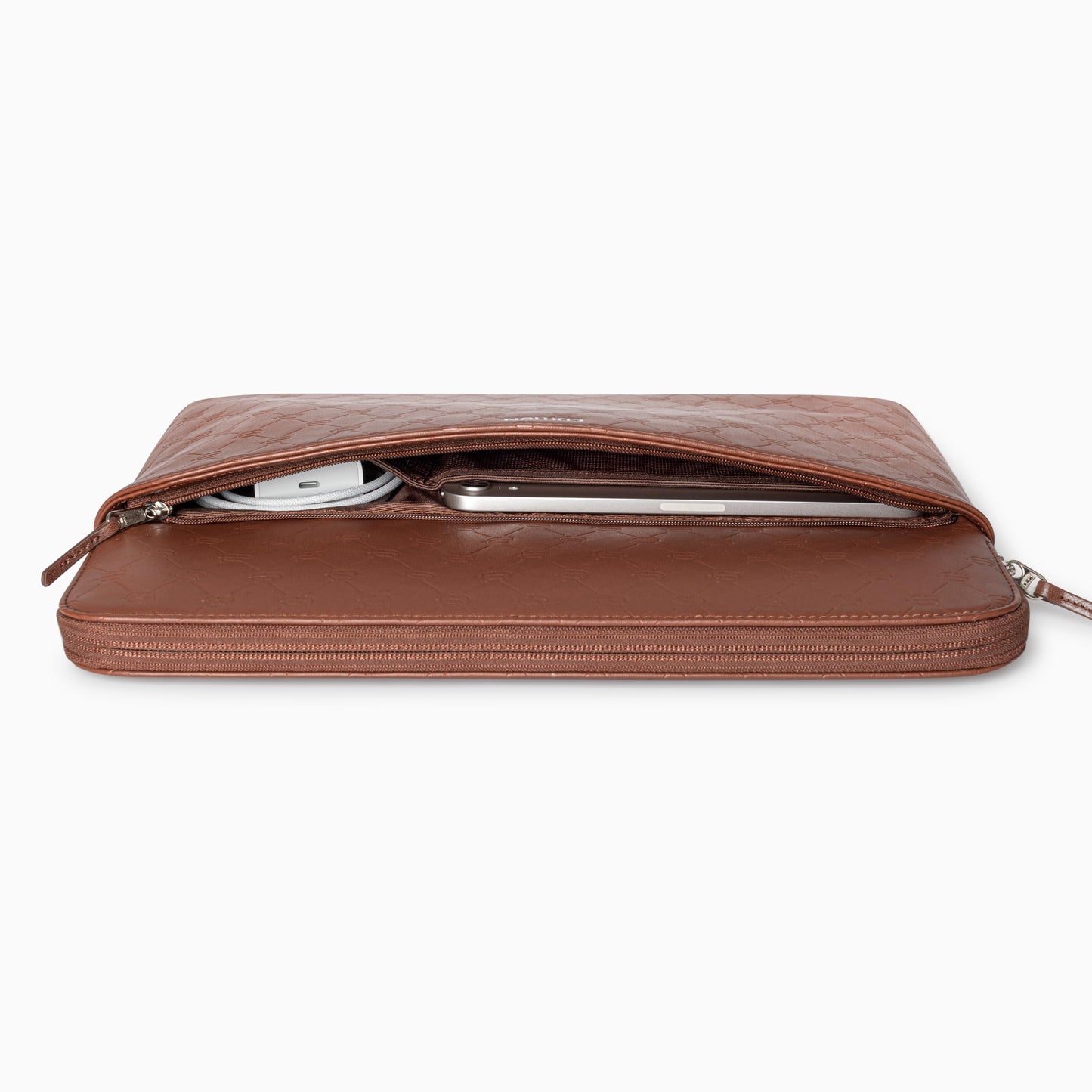Comfyable x Edition Faux Leather Laptop Sleeve 13 14 Inch, Compatible with 13" MacBook Air M5 & 14" MacBook Pro M5 Pro/Max 2026, Mac Travel Case with a Front Zip Pocket for Men Women, Brown