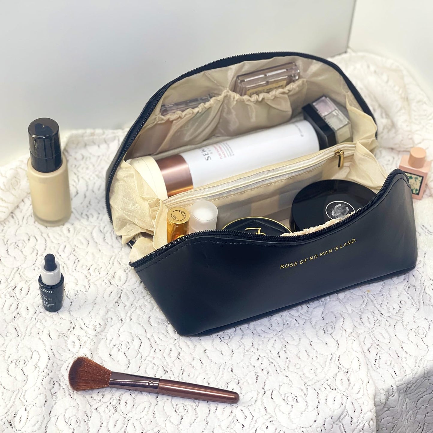 Meruya Travel Makeup Bag with 2 Mini Bags, Open Flat Makeup Bag, Large Capacity Cosmetic Bag with Divider, PU Leather Toiletry Bag for Women Waterproof, Make up Organizer with Handle, Portable Pouch