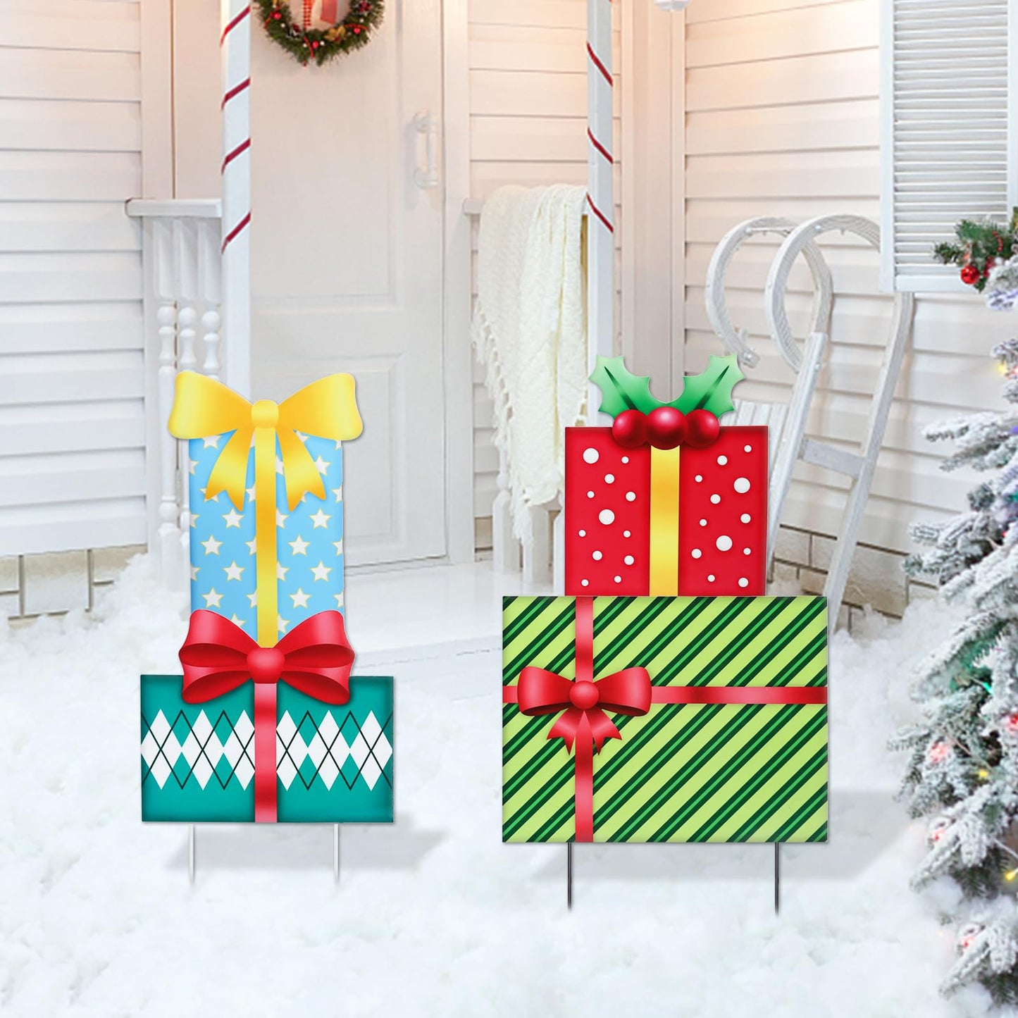 Christmas Yard Sign Decorations Outdoor Christmas Four Gift Boxes Yard Signs with Metal Stakes for Xmas Holiday Party Lawn Sign Garden Decor Outdoor Yard Signs