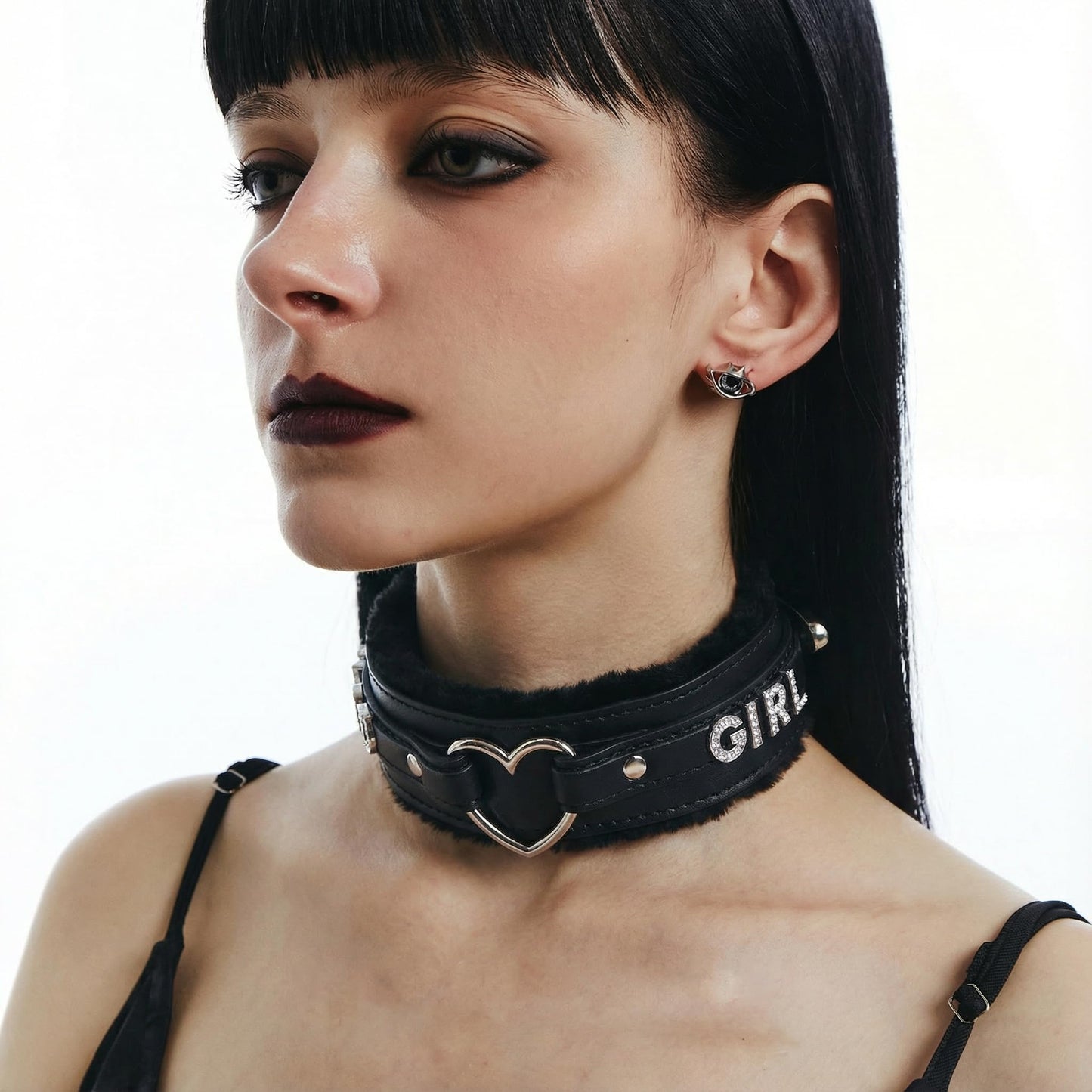 Bilisee Black Leather Heart O-ring Collar Necklace for Women, Adjustable Gothic Punk Collar with Letters Soft Furry Choker Jewelry