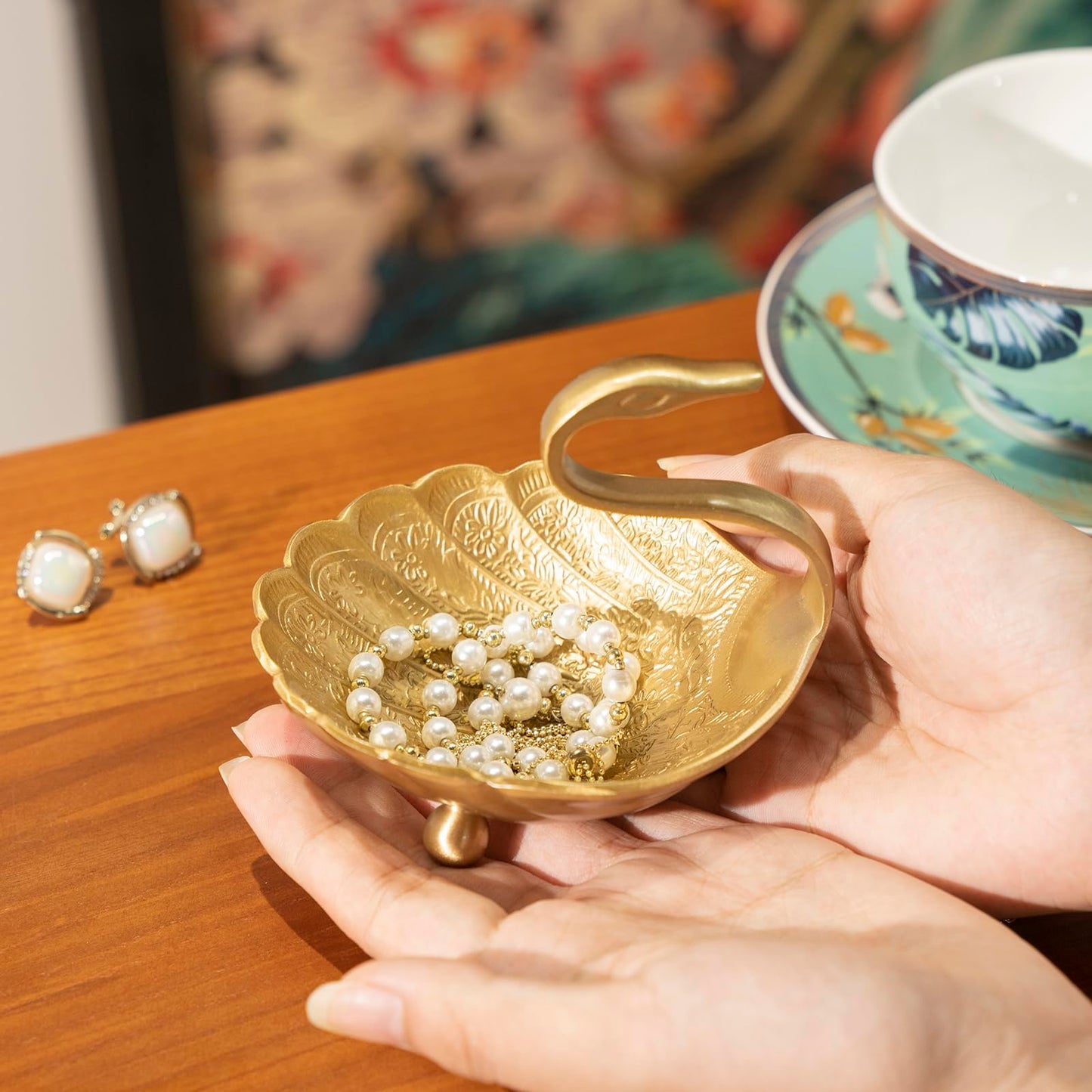 YACSNBF Swan Brass Jewelry Dish Tray,Gold Decorative Ring and Trinket Holder-Decorative Trinket Dish for Rings Earrings Necklaces Bracelet Watch Keys, Birthday Mother's Day Christmas Gift for Women
