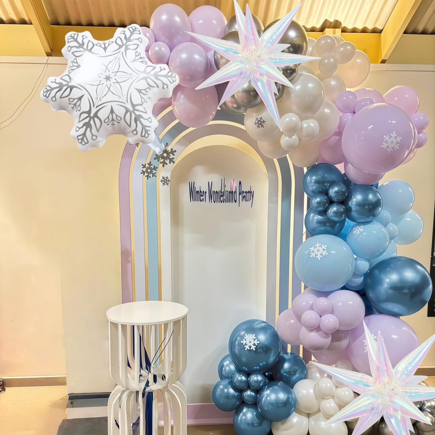 Winter Balloon Arch Garland Kit, Baby Pastel Metallic Blue Light Purple White Latex Balloons with Snowflake Exploding Star Foil Balloon for Winter Wonderland Xmas Ice Snow Birthday Party Decorations