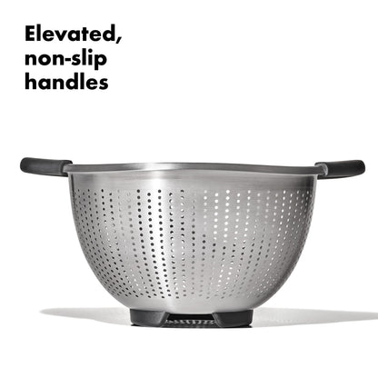 OXO Good Grips Stainless Steel 3 qt./ 2.8L Colander