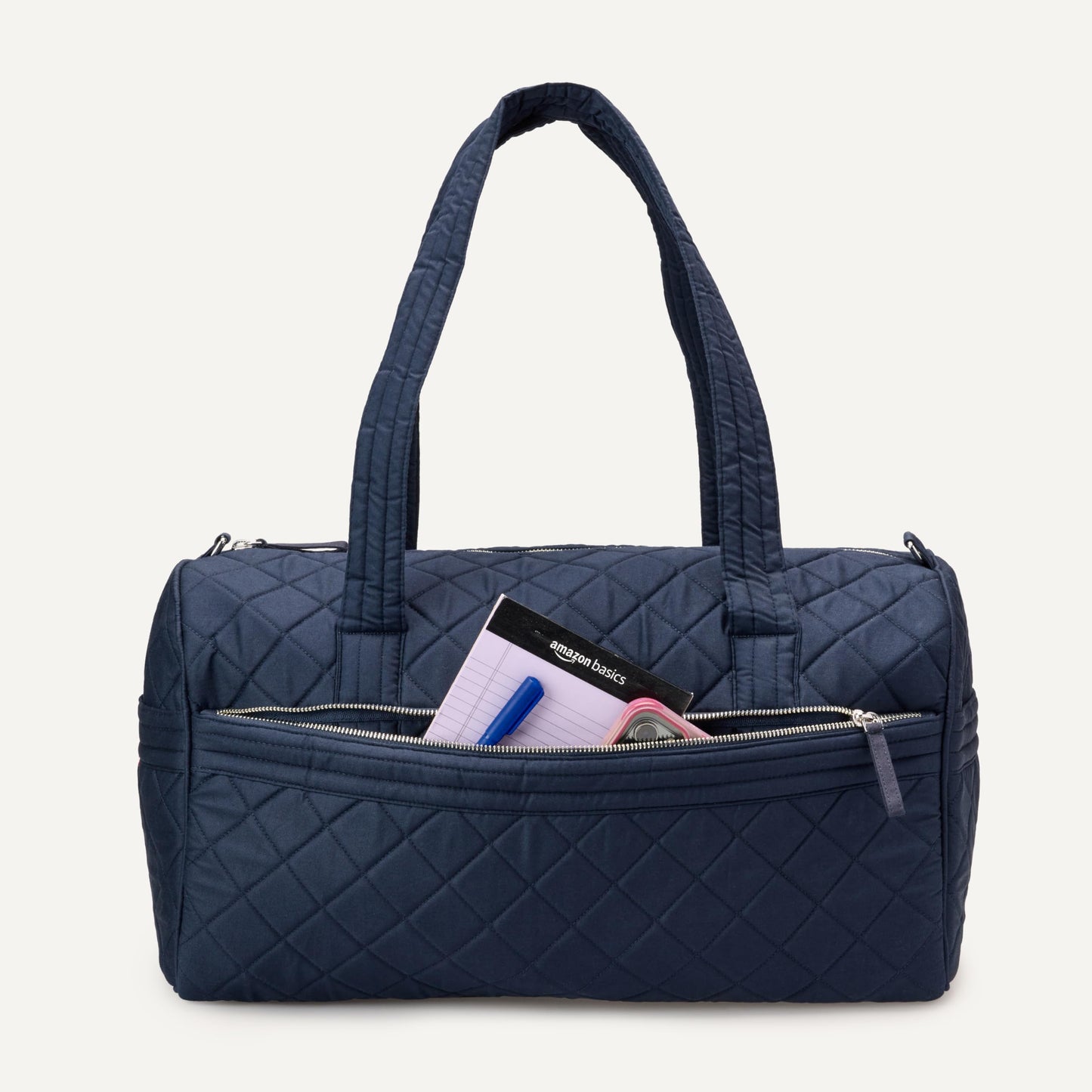Amazon Essentials Women's Quilted Weekender Duffel Gym Bag with Trolley Sleeve, Navy, One Size
