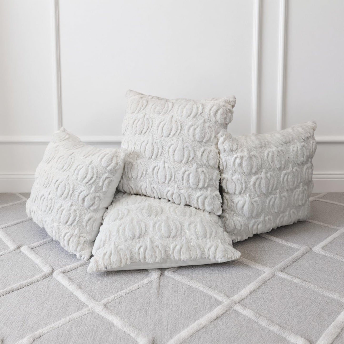 HDVUHKI Fall Pumpkin Throw Pillow Covers 18x18 inch Set of 4, White Autumn Thanksgiving Farmhouse Living Room Soft Fluffy Plush Faux Fur Wool Decorations for Sofa Couch Bed
