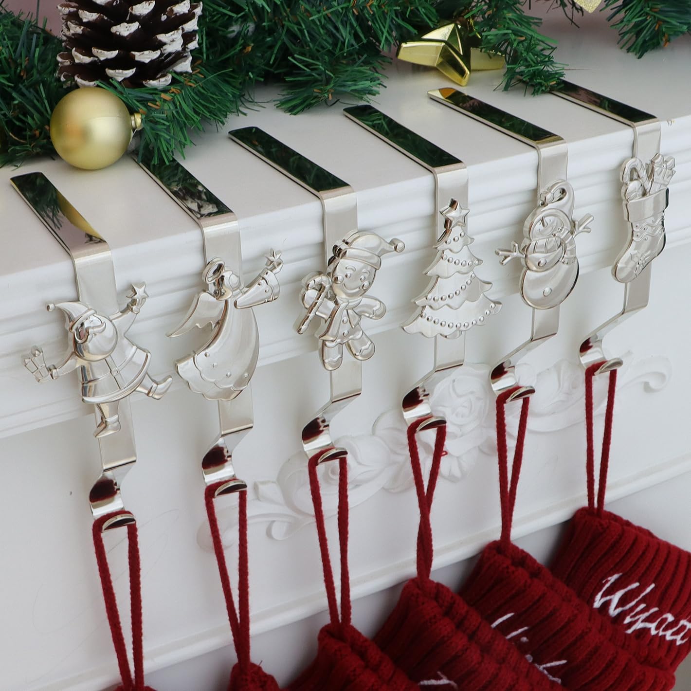 XENTUMI Christmas Stocking Holder for Mantle, Reusable Christmas Stocking Hooks, No-Damage Xmas Hanger for Fireplace Mantle Grip Stand Christmas Decoration Ornaments Hanging Shelf Floor