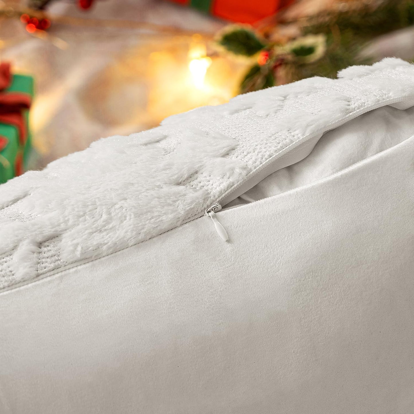 MIULEE Christmas Snowflake Decorative Throw Pillow Covers Set of 2,Soft Fluffy Faux Wool Winter Holiday Couch Pillows for Farmhouse Boho Home Decor Sofa Bed Porch Living Room 18x18 Inch Pure White