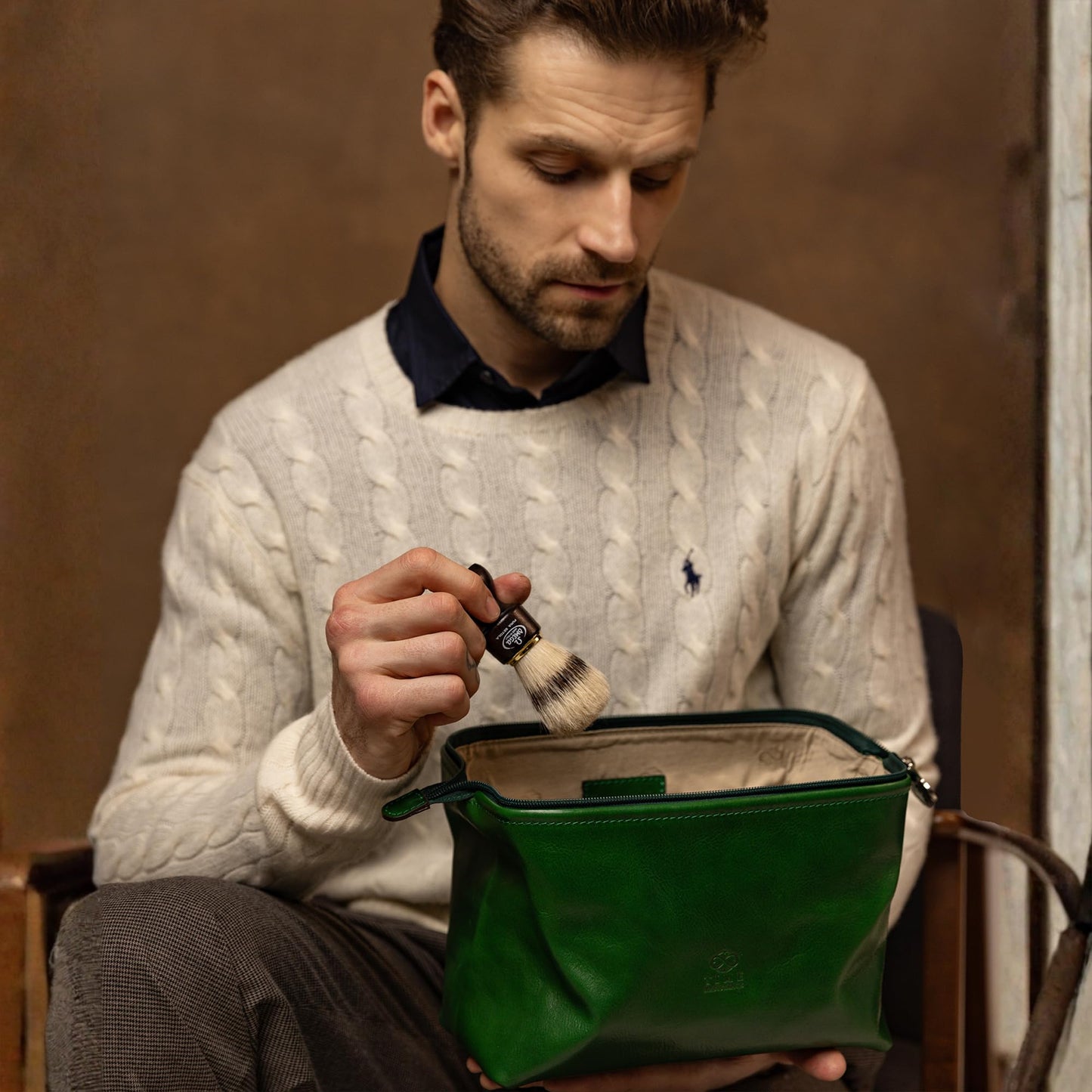 Time Resistance Leather Toiletry Bag - Italian Cosmetic Case Dopp Kit (Green)