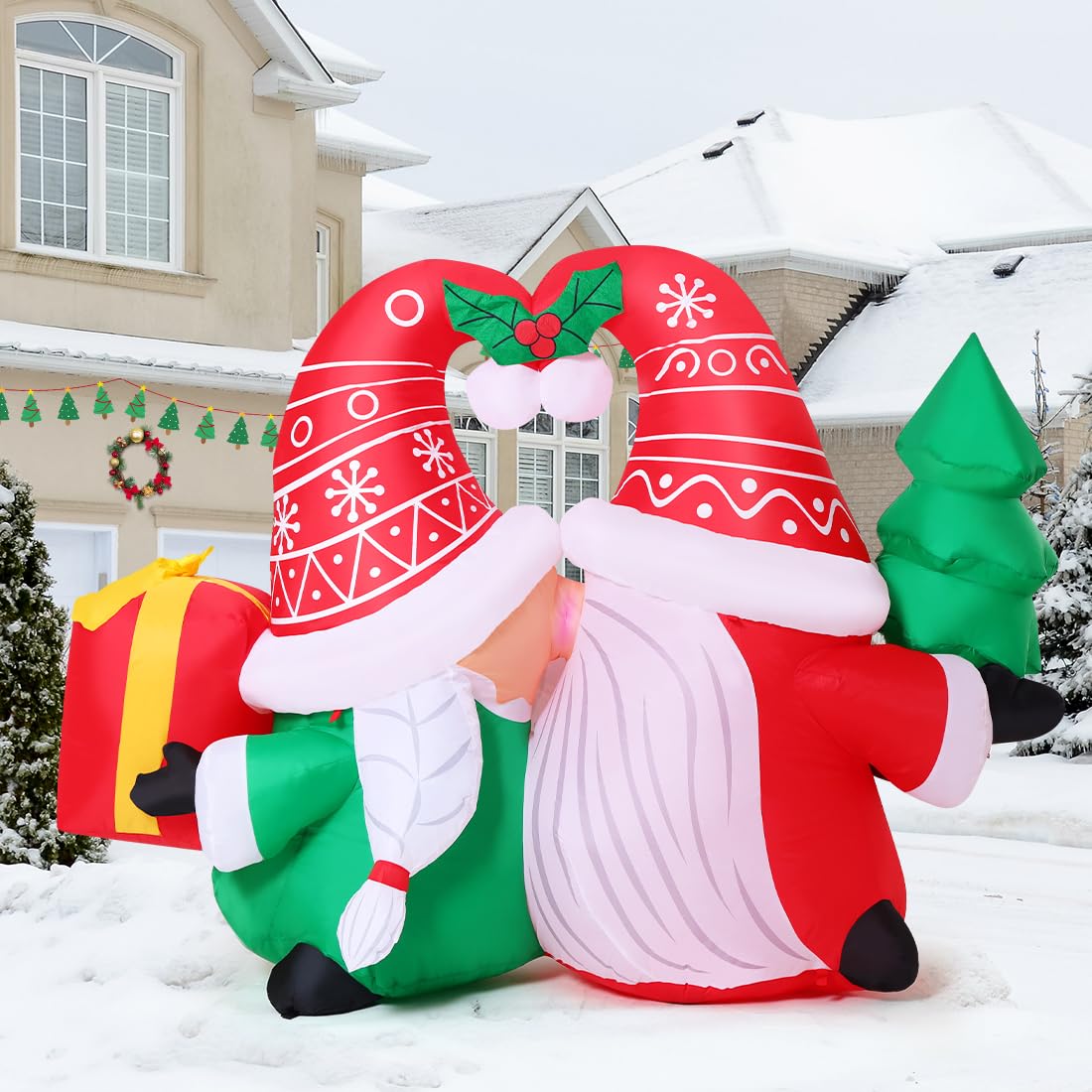 GOOSH 5FT Christmas Gnome Inflatables Outdoor Decorations,Blow Up Couple Gnomes with LED Lights,Xmas Gnome Inflatables for Yard Lawn Garden Holiday Decor