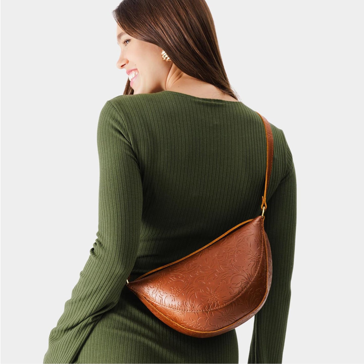 Portland Leather Goods Koala Sling Bag – Leather Sling with Top Magnetic Closure, Interior Pocket & Adjustable Strap – Handmade from the Finest Full-Grain Hides – Medium, Meadow