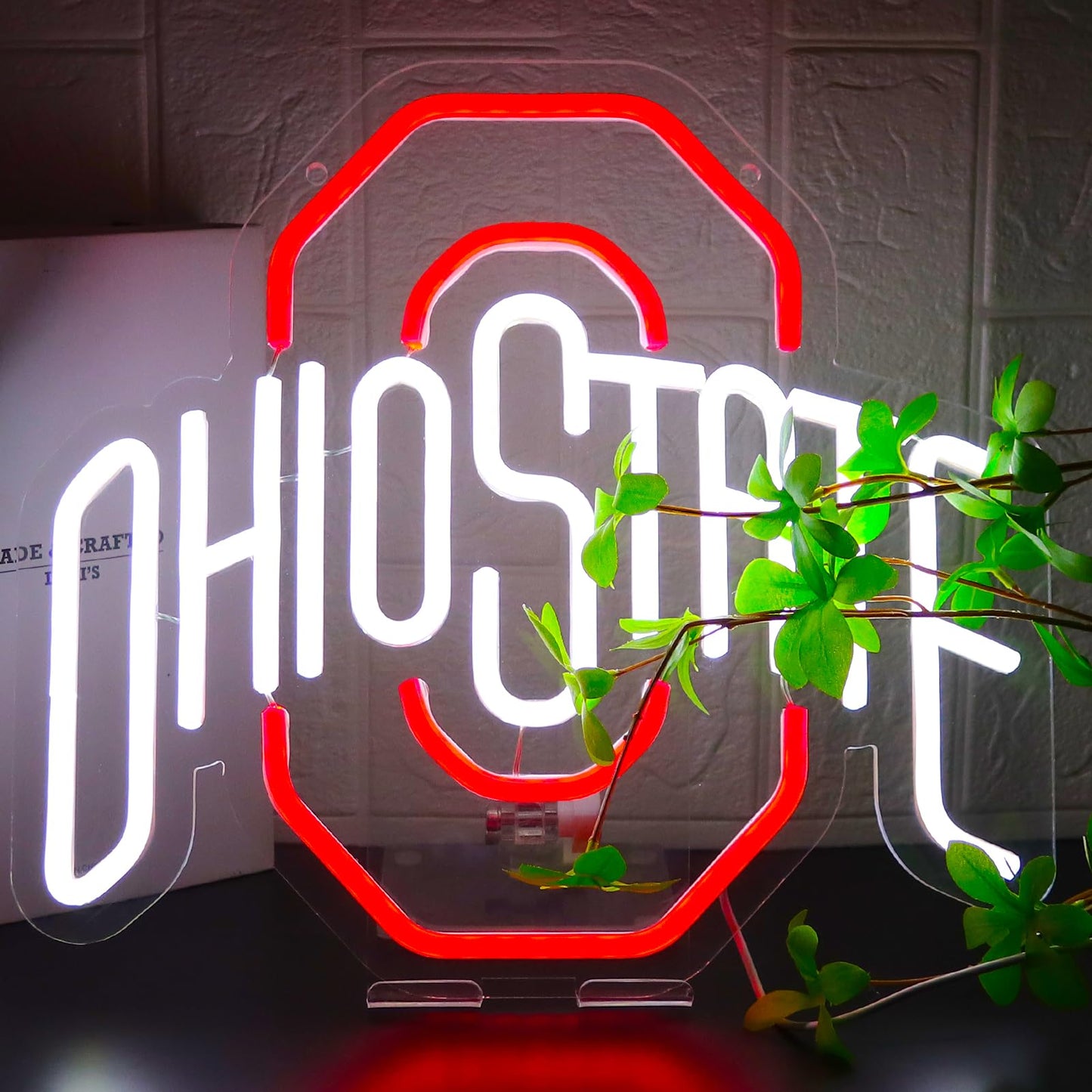 BNBIDEN Ohio Football Neon Signs for Wall Decor，University Led Light Up Sign Suitable for Man Cave Dormitory Office Bar Pub Wall Art Gifts for Teen Boys Girls