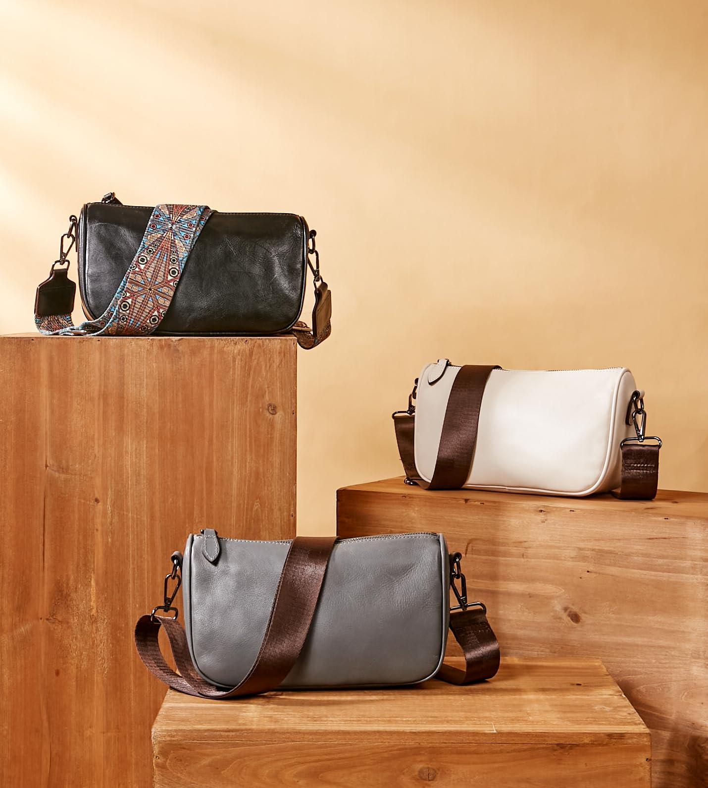Leather Purse Crossbody Bag for Women: Genuine Leather Boho Purses for Women Trendy - Small Shoulder Cross Body Bag (02 Black)