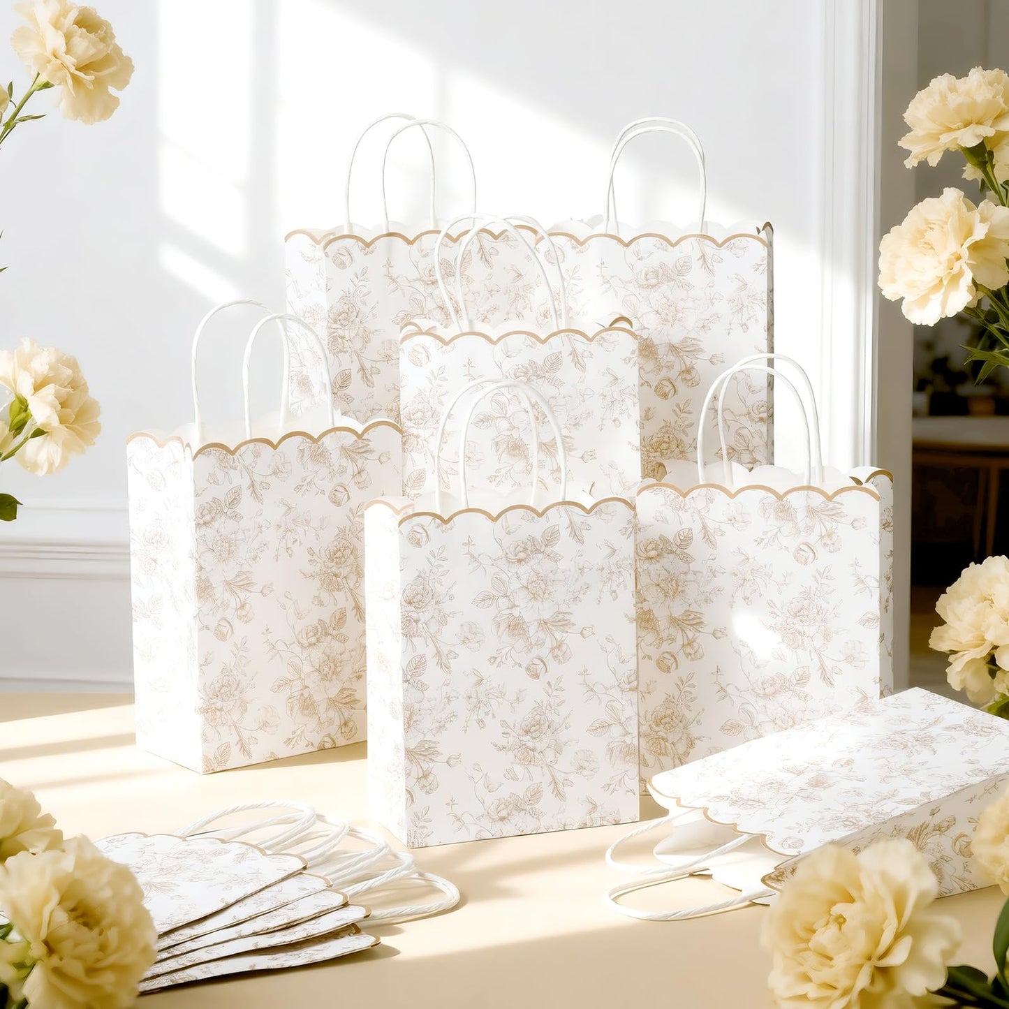 Kolldenn 24 Pcs Beige Floral Party Favor Bags with Handles Scalloped Wildflower Goodie Candy Gift Treat Bags for Birthday Decoration for Bridal Baby Shower Party Supplies