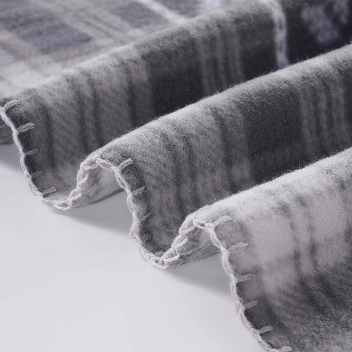 CAI TENG Christmas Blankets Bulk 50 X 60 inch Fleece Throw Blanket 6 Pack Printed Blankets Christmas Decoration Small Throw Sofa Home Gift Grey