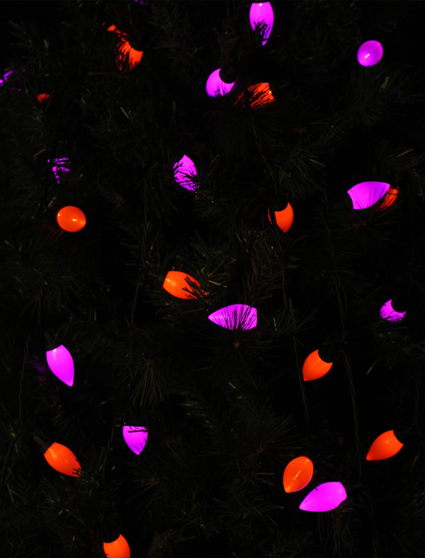 C9 Halloween String Lights Outdoor, 26.4Ft C9 Halloween Decorations with 50 LED Orange and Purple Lights, Extendable Hanging Plug in Christmas Night Lights for Party, Patio, Outside Yard, House Decor