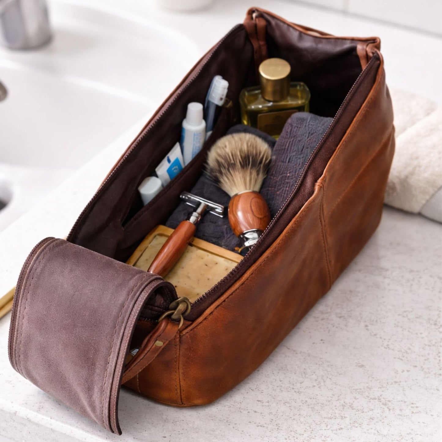 Rajeriya Premium Buffalo Leather Toiletry Bag for Men & Women With Water resistant Lining, Cosmetic Bags,Grooming Travel Pouch, Unisex Wash Bag for Toiletries, Gifts for Men and Women