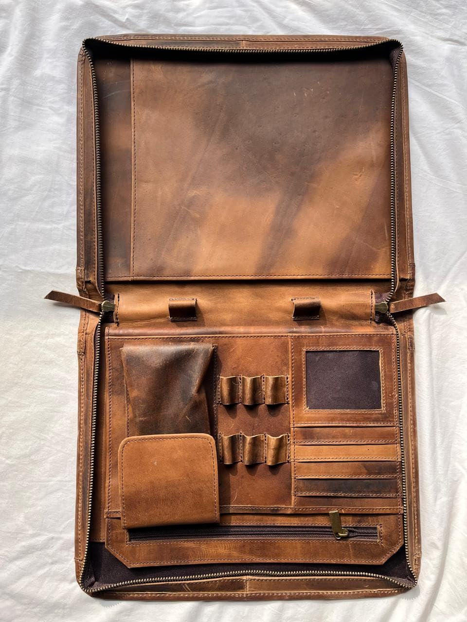 Leather Portfolio Organizer with Zipper for Men Women, Padfolio Business Resume A4/Pad, Folder Organizer, Legal Pad Holder with Card Slots, Zippered Padfolio for Business Documents (Brown)