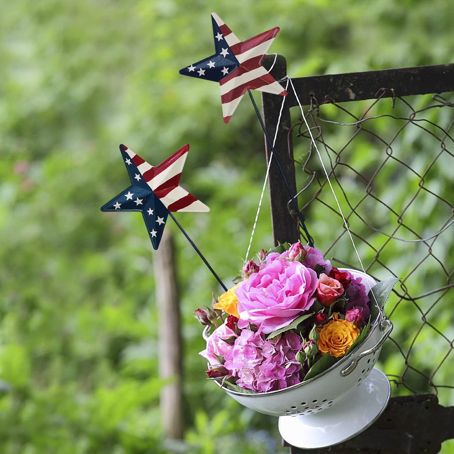 Metal Barn Star Yard Sign Patriotic Garden Stakes Hanging Ornament with Stake Outdoor 4th of July Lawn Decoration Party Supplies USA Flag Decor for Independence Day Memorial Day (E)