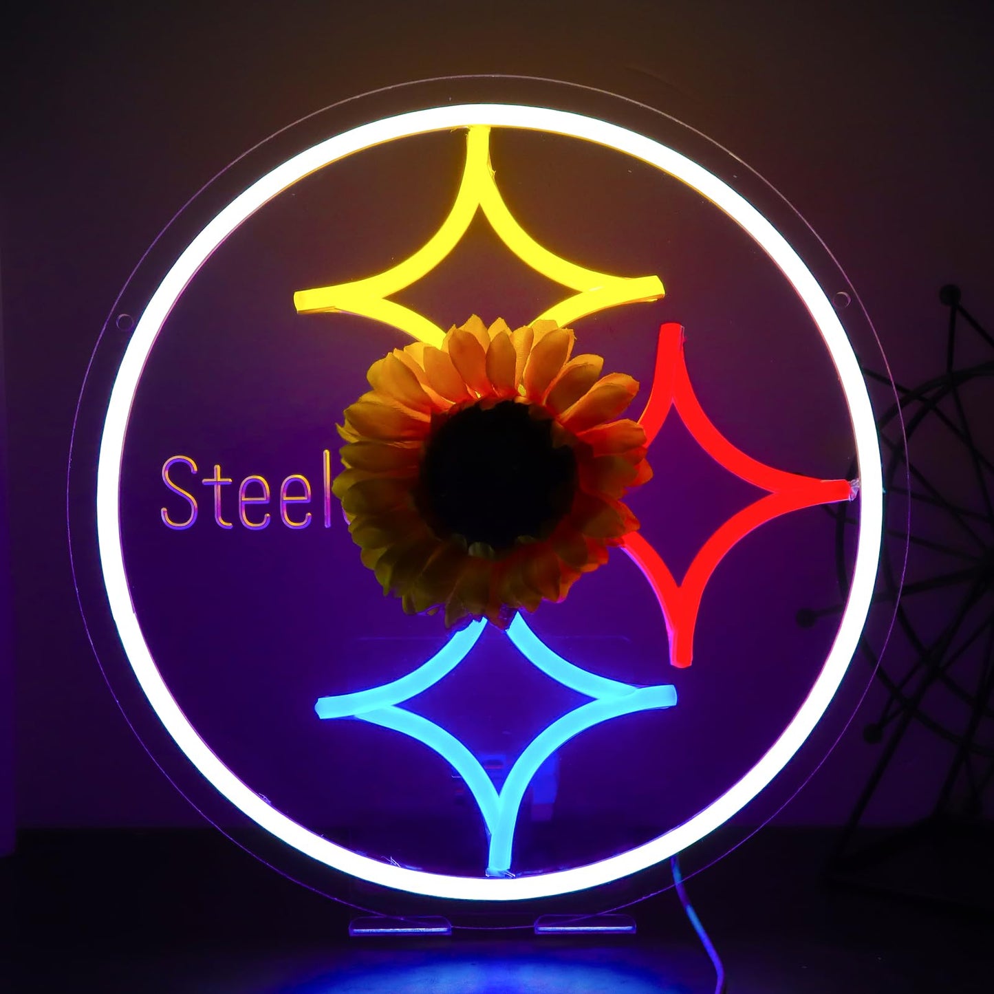 Football Neon Sign for Bedroom Man Cave Party Bar Background Decoration,LED Neon for Parties, Bars, Dorms, Game Room Decor ，Christmas Birthday Gift12.2 * 12.2inch