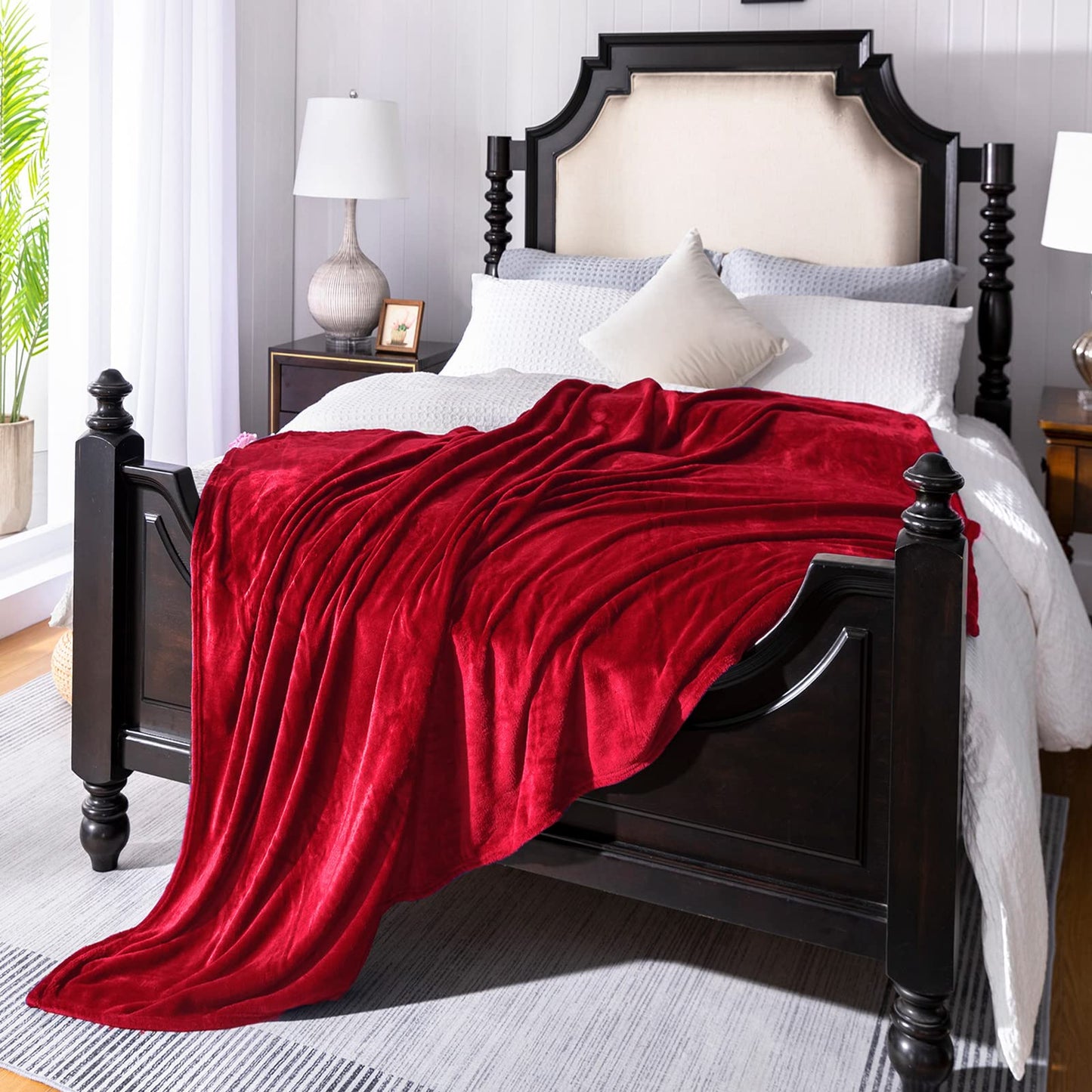 JIAHANNHA Red Throw Blanket Decorations Thin Fleece Blanket 50"x60",Super Soft Cozy Plush Throw Blanket for Couch Sofa Bed,Warm and Lightweight Bed Blankets for Adults