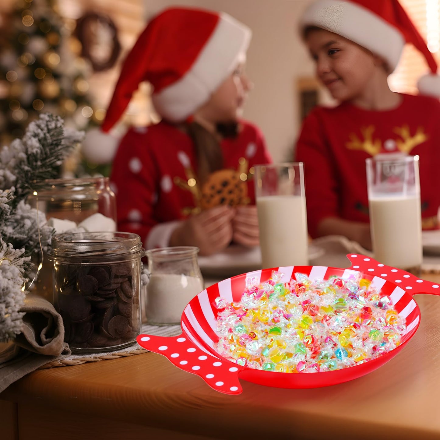 Wiwiqing 2 Pcs Christmas Peppermint Candy Tray Dishes Red Candy Platter Plastic Serving Dessert Plates Tableware Christmas Decorative Plates Dinnerware for Xmas Holiday Party Favor (Red)
