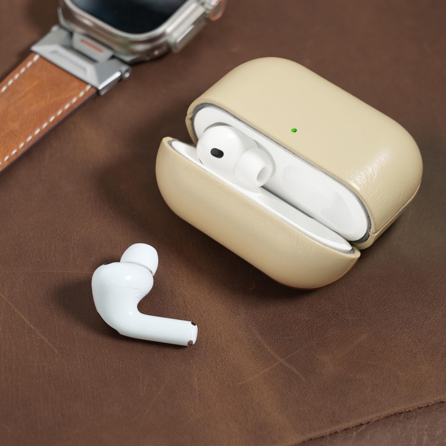 Bouixel for AirPods Pro 3 Case, Handcrafted Oil-Waxed Genuine Leather Case, Silky Smooth Touch, Wireless Charging, Shockproof Protective Cover with Lanyard for Apple AirPods Pro 3rd Gen (2025), Beige