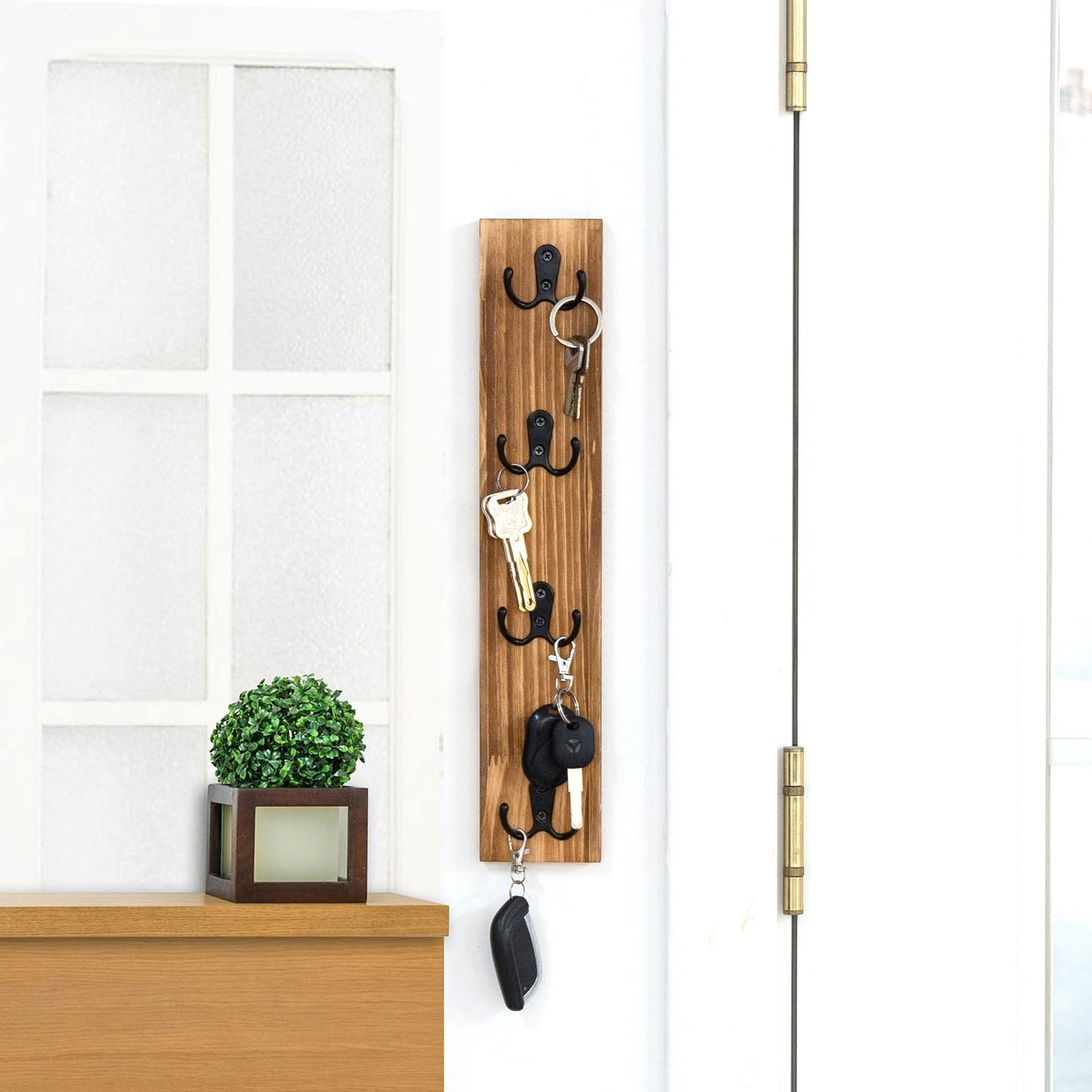 Yohsnor Vertical Key Holder for Wall - Mounted Wooden Key Rack Organizer with Hooks for Home Entryway, Laundry Room & Garage - Perfect Space-Saving Storage Solution for Keys, Wallets & Pet Leashes