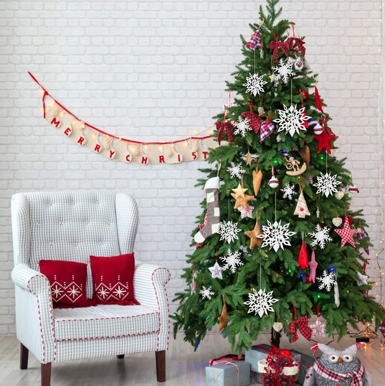 CNUSER 24Pcs Winter Wonderland Snowflakes Party Decorations 3D Card Hanging Paper Centerpieces for/Birthday/Christmastree/New Year/Baby Shower/Wedding Party/Shopwindow Supplies (24PCS White)