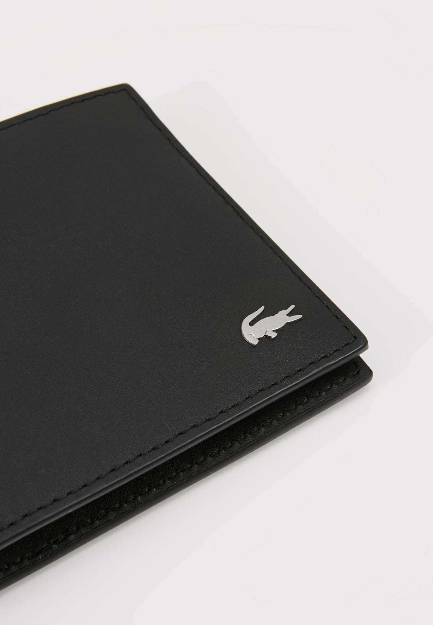 Lacoste Men's FG Small Billfold Wallet, Black, One Size