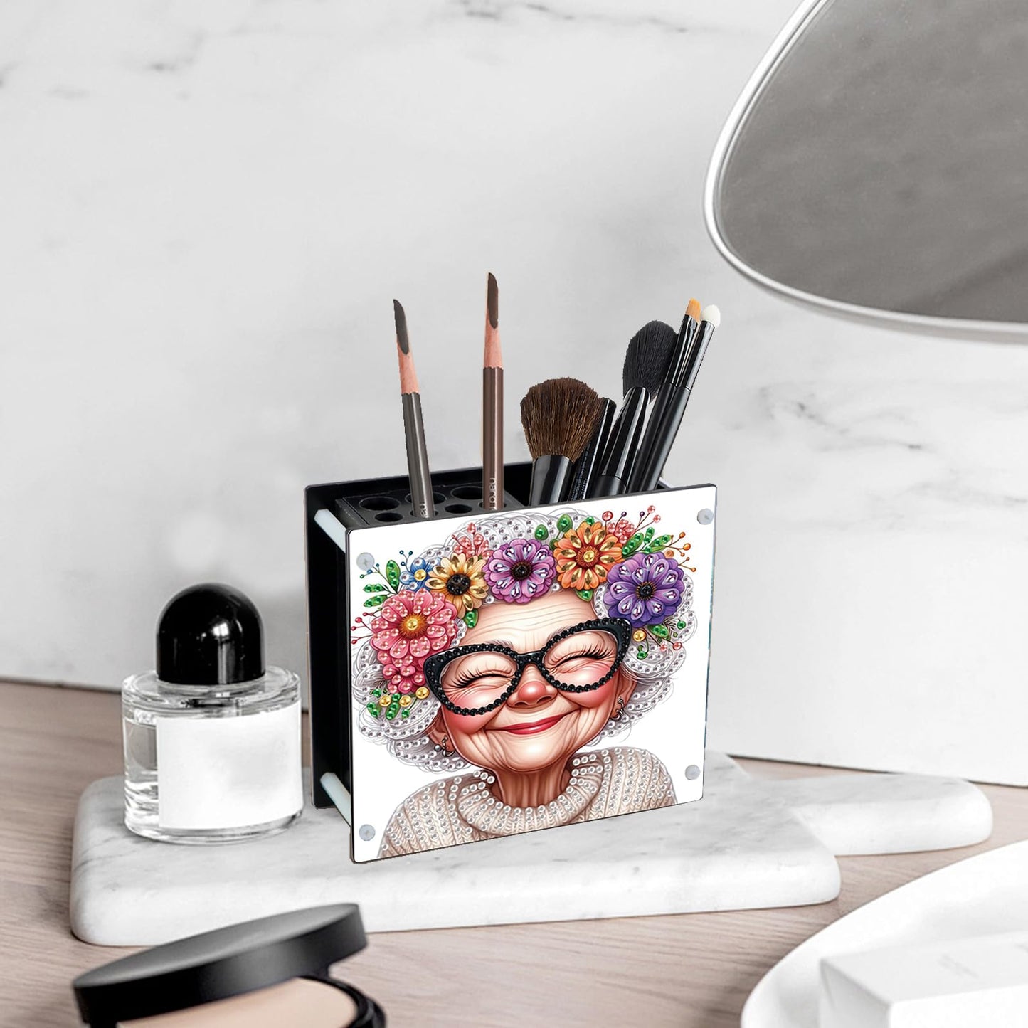 JZHYOAN Diamond Art Painting Pencil Holder, DIY Diamond Art Pen Ornaments, Makeup Brush Table Box, Desk Accessories Workspace Organizers for Study, Work
