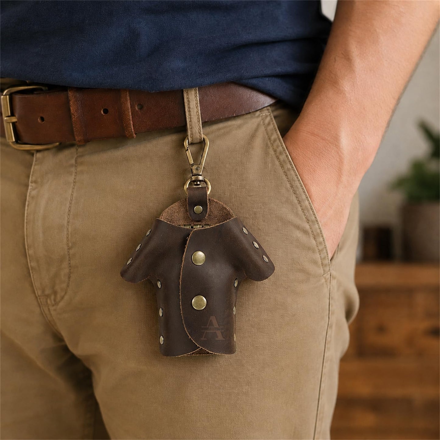 Gaosh Personalized Engraved Leather Key Case for Men, Crazy Horse Leather Key Pouch with Six Key Hooks, Snap Key Organizer with Belt Clip (Dark Brown)