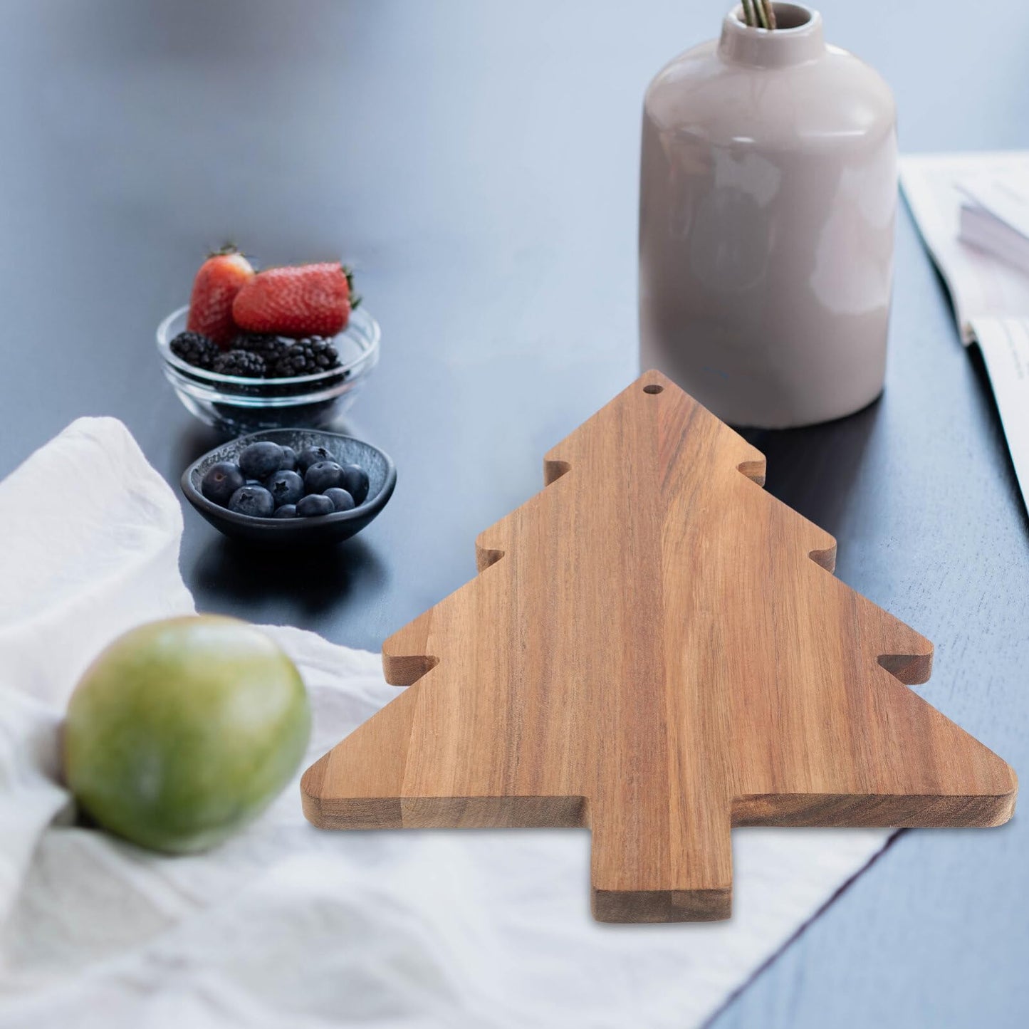 Amosfun Christmas Tree Charcuterie Board Xmas Cutting Board Fruit Tray Wooden Cheese Appetizer Tray Sushi Serving 9.5 x 15 Inch