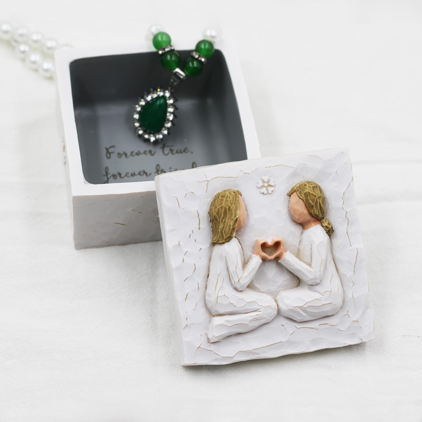 AcowSpt Best Friend Birthday Gifts for Women, Best Friend Christmas Gifts for Women, Sister Valentines Day Gift, Sculpted Hand-Painted Keepsake Box
