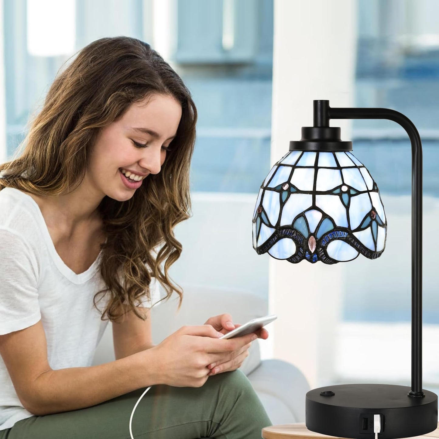 HomeBeauty TL0016 Tiffany Style Stained Glass Table Lamp with USB Charging Ports, Desk Lamp with Blue Baroque Lamp Shade, Retro Nightstand H 14.5" for Bedroom Office, LED Bulb Included (Blue)