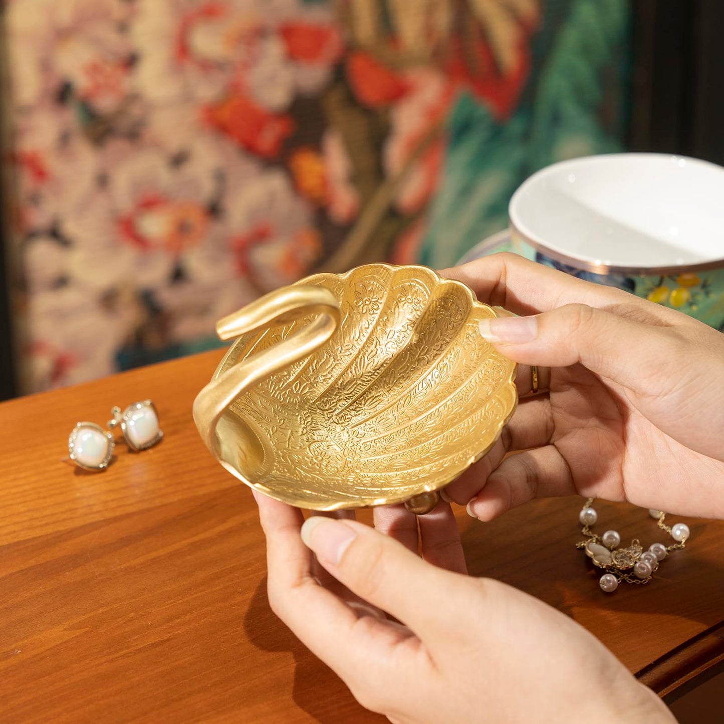 YACSNBF Swan Brass Jewelry Dish Tray,Gold Decorative Ring and Trinket Holder-Decorative Trinket Dish for Rings Earrings Necklaces Bracelet Watch Keys, Birthday Mother's Day Christmas Gift for Women