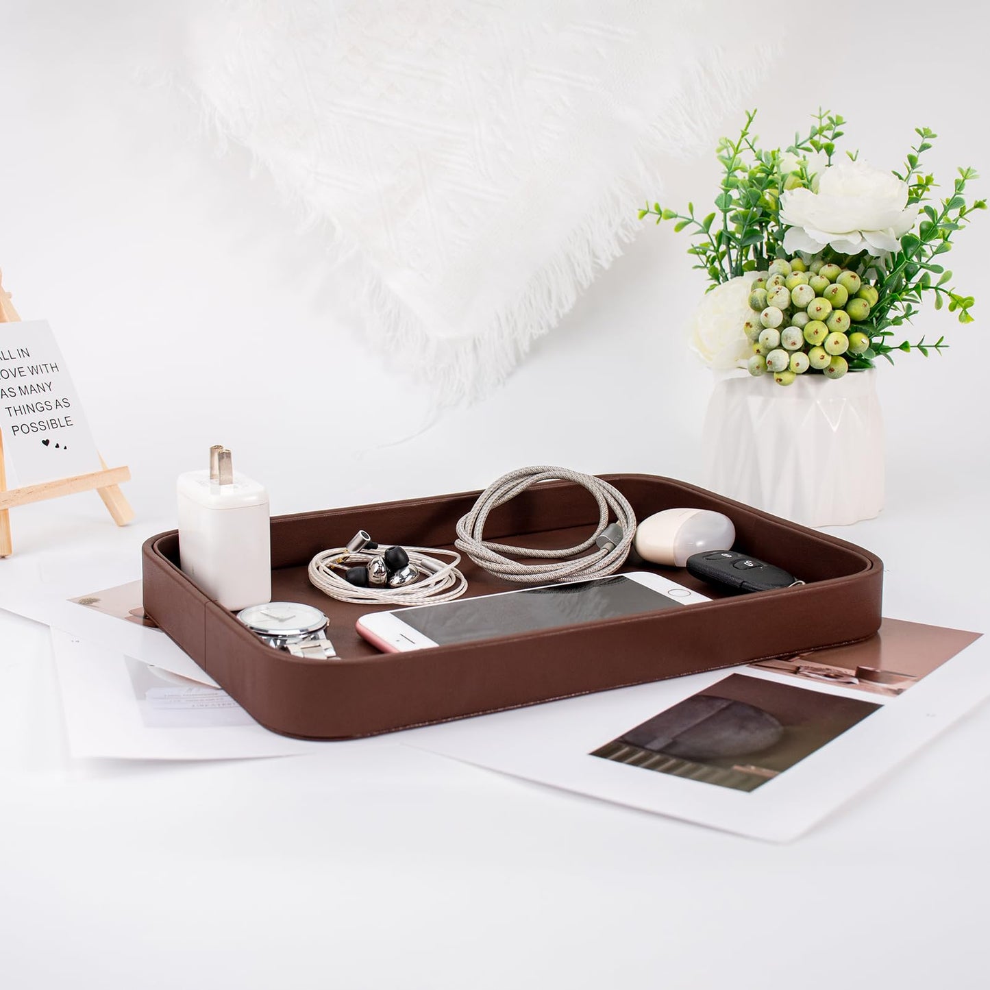 SANQIANWAN Faux Leather Valet Tray for Men Nightstand Bedside Entry Table Tray Catchall Tray for Keys,Wallet,Phone,Watch,Jelwery and Coin Gift for Dad Husband Boyfriend Uncle (Brown)