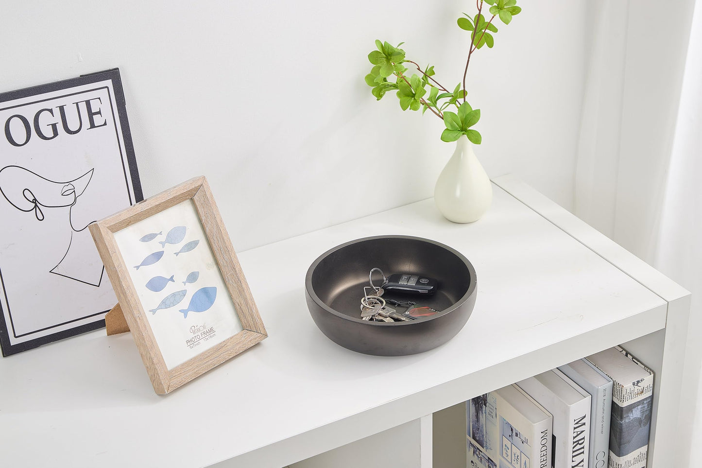 Aotea Crafts - 7.9" Concrete Large Key Bowl for Entryway Table Decor - Modern Industrial & Minimalist Decorative Key Holder Bowl for Keys- Charcoal Black- Smooth Texture - Sealed & Durable