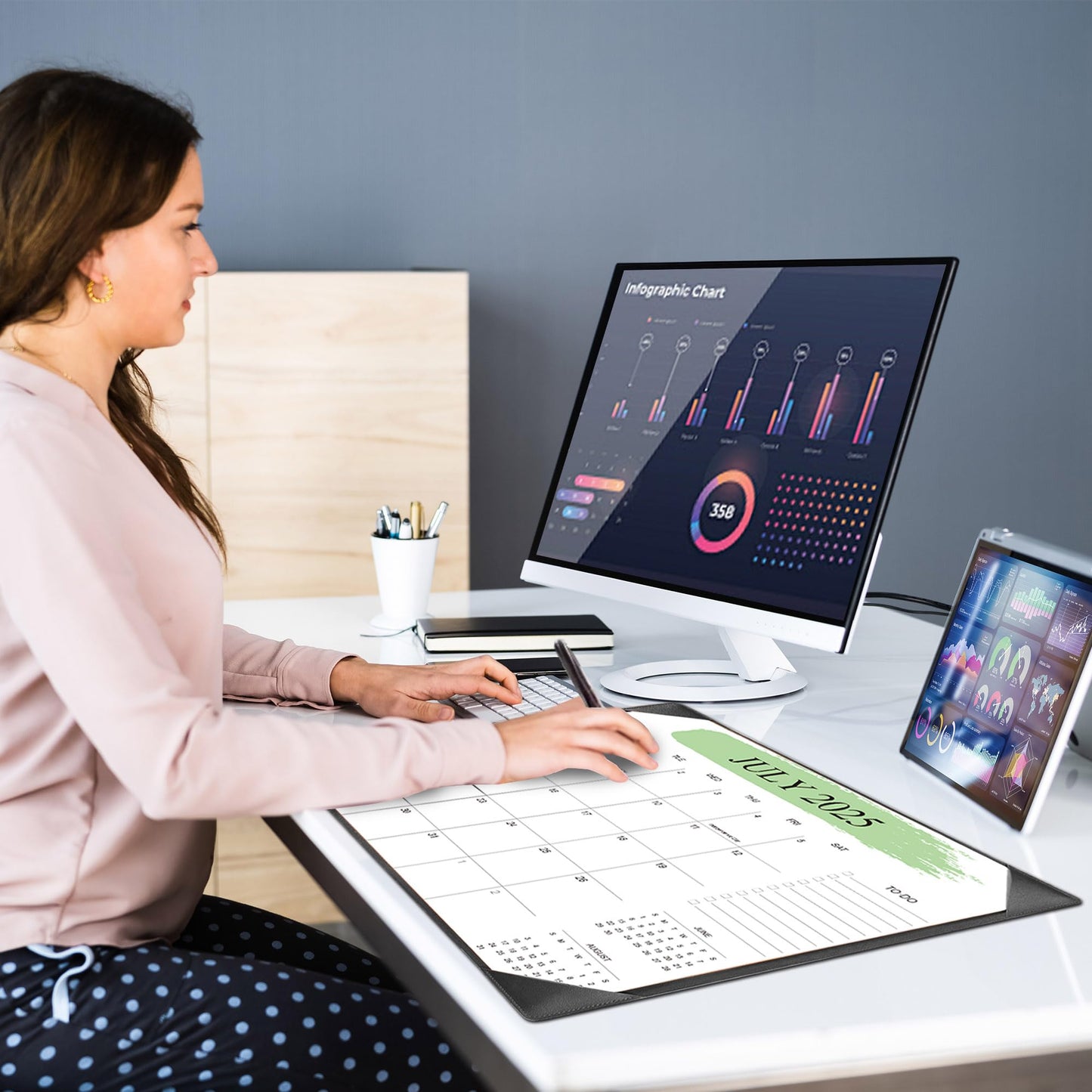 Desk Calendar 2026-2027 with Desktop Mat – 22" x 17" Large Desk Calendars with Desktop Pad, 18-Month Teacher Desk Calendar from Jan 2026–Jun 2027, for Office, School & Home Use (Black)