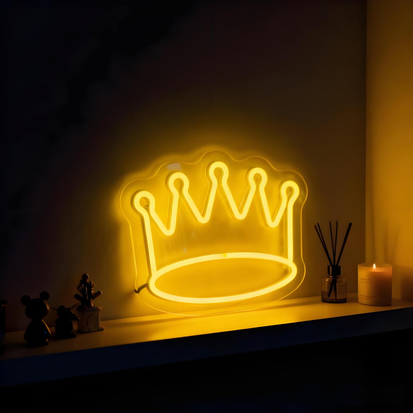 Neonawall Crown Neon Sign for Wall Decor Royal Light Up Business Led Sign Birthday Party Gift Led Decorative Night Signs Room Decorations Christmas Party Gift for Friend Family Girls Boys Home Bedroom