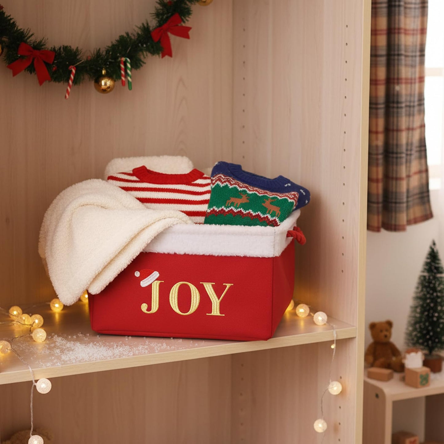 INough Christmas Basket Large Empty Christmas Baskets Red Christmas Gift Baskets with Handles Holiday Storage for Gifts Holiday Christmas Decor for Baby/Kids/Nursery Room