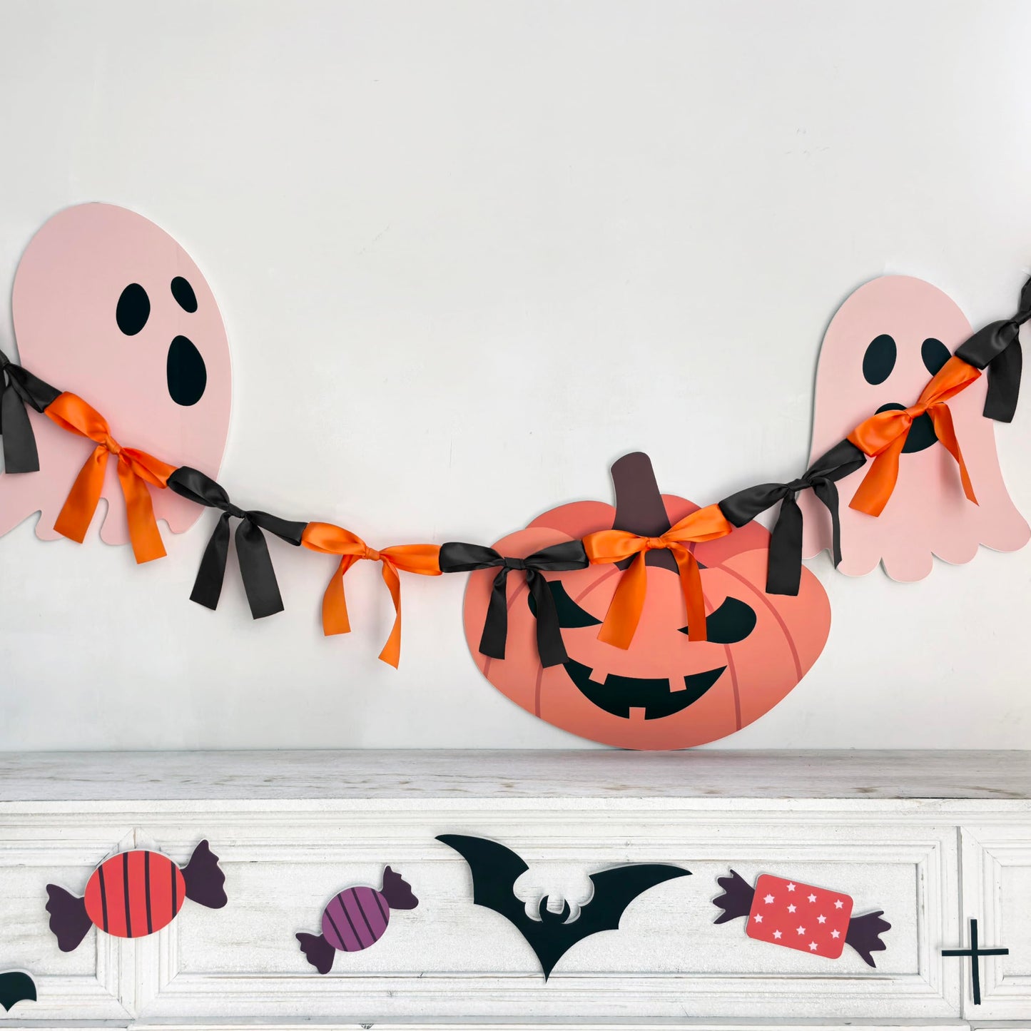Halloween Stain Bow Garland | 6ft Linking Knot Bow Banner with 3ft Extend Ribbon for Halloween Party Vibes Wreath & Spooky Boo Decor (Orange & Black, 6ft)