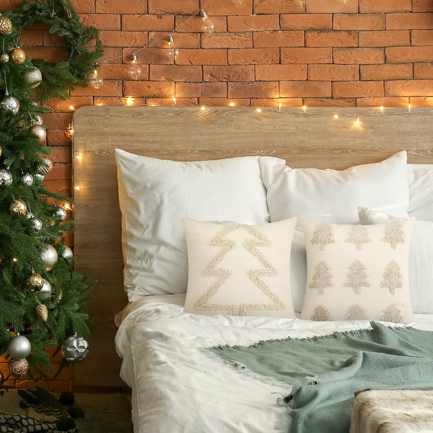Beeveer 2 Pcs Beige Christmas Pillow Covers 18 x 18 Inch Decorative Boho Farmhouse Pillowcase White Tufted Tree Christmas Pillow Cases for Couch Sofa Holiday Bedroom Living Room Home Present