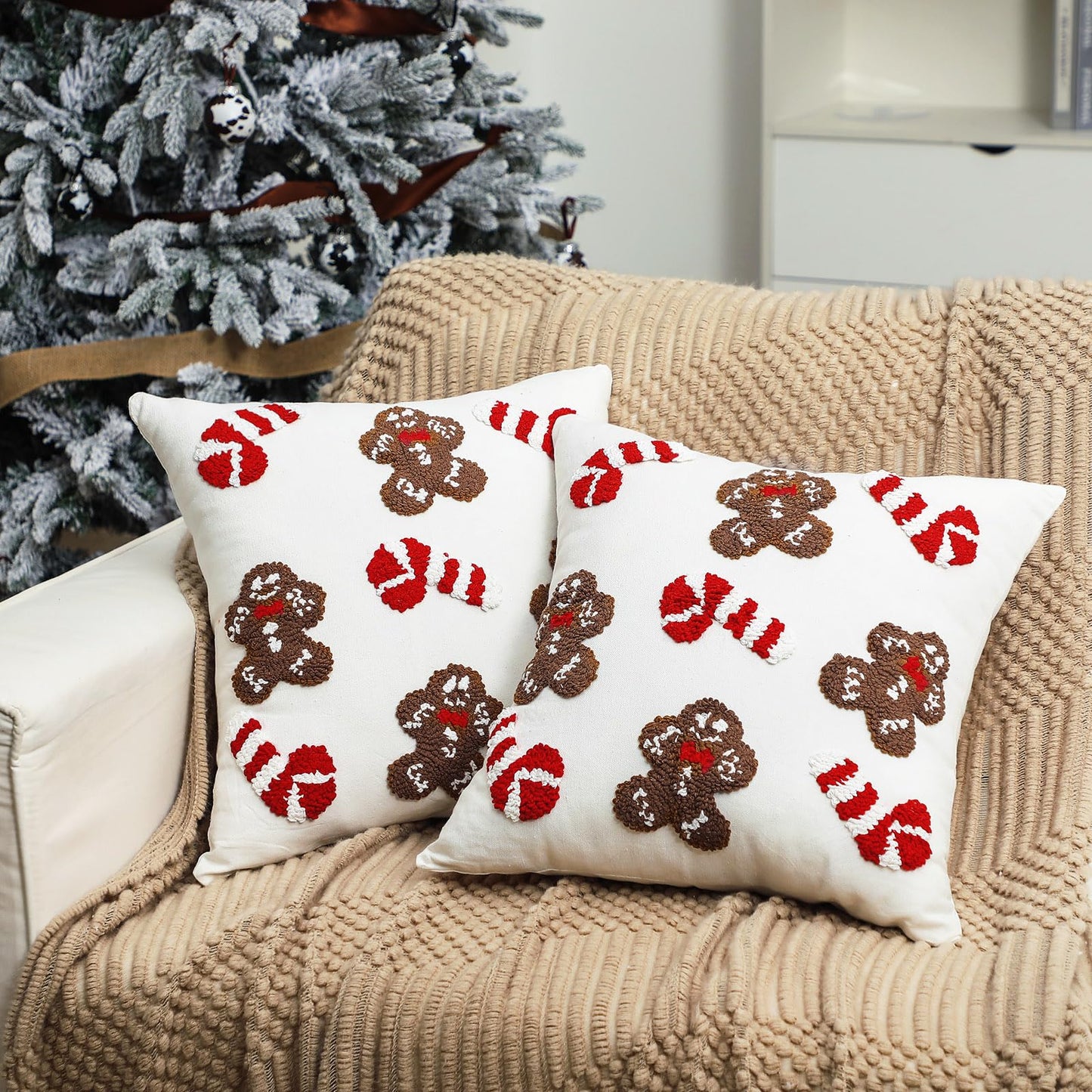 Mixweer 2 Pcs Tufted Christmas Throw Pillow Cover 18 x 18 Inch Gingerbread Pillow Covers 3D Candy Xmas Pillows Case Decorative Soft Cushion Cover for Sofa Couch Bed Room