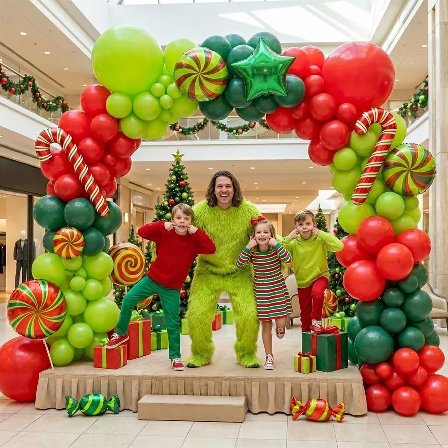 Christmas Balloon Garland Arch Kit with backdrop Xmas Red Green Balloons Candy Cane Santa Claus Star Foil Balloons for Christmas New Year Birthday Party Decorations